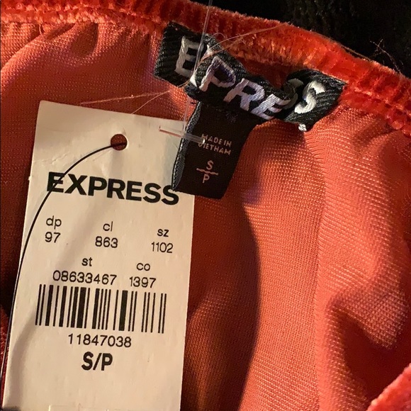 Express Rust faux wrap velvet cami tank small bnwt - Picture 4 of 4